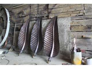 树叶造型锻铜雕塑