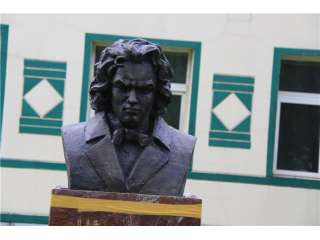 贝多芬头像雕塑