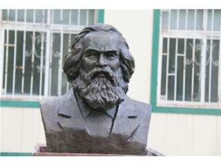 马克思头像雕塑