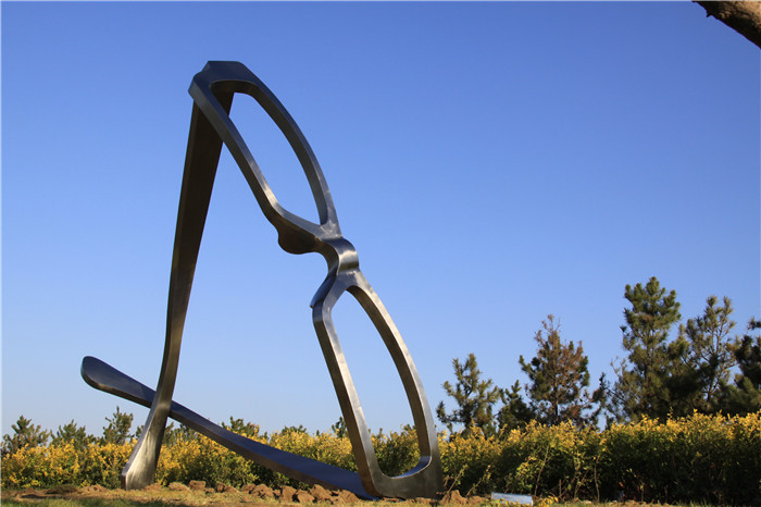 眼镜造型白钢不锈钢雕塑