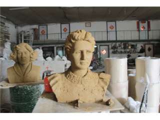 泥稿头像雕塑