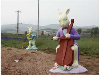 彩绘卡通雕塑 (21)