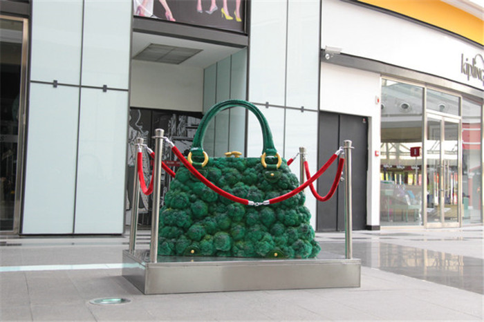 彩绘卡通雕塑 (19)