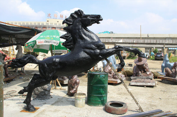 马造型雕塑