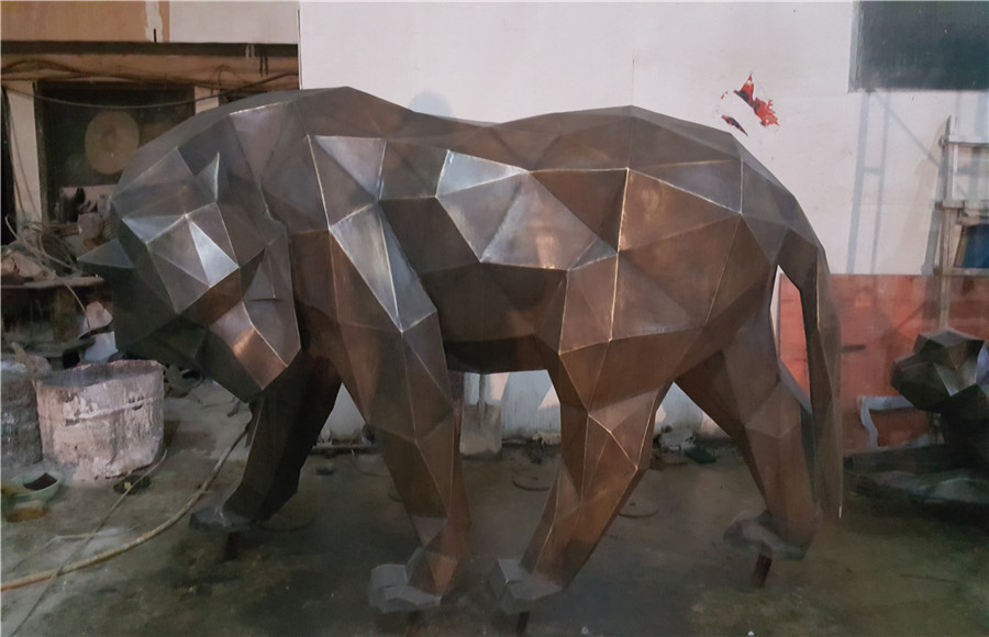 动物造型雕塑